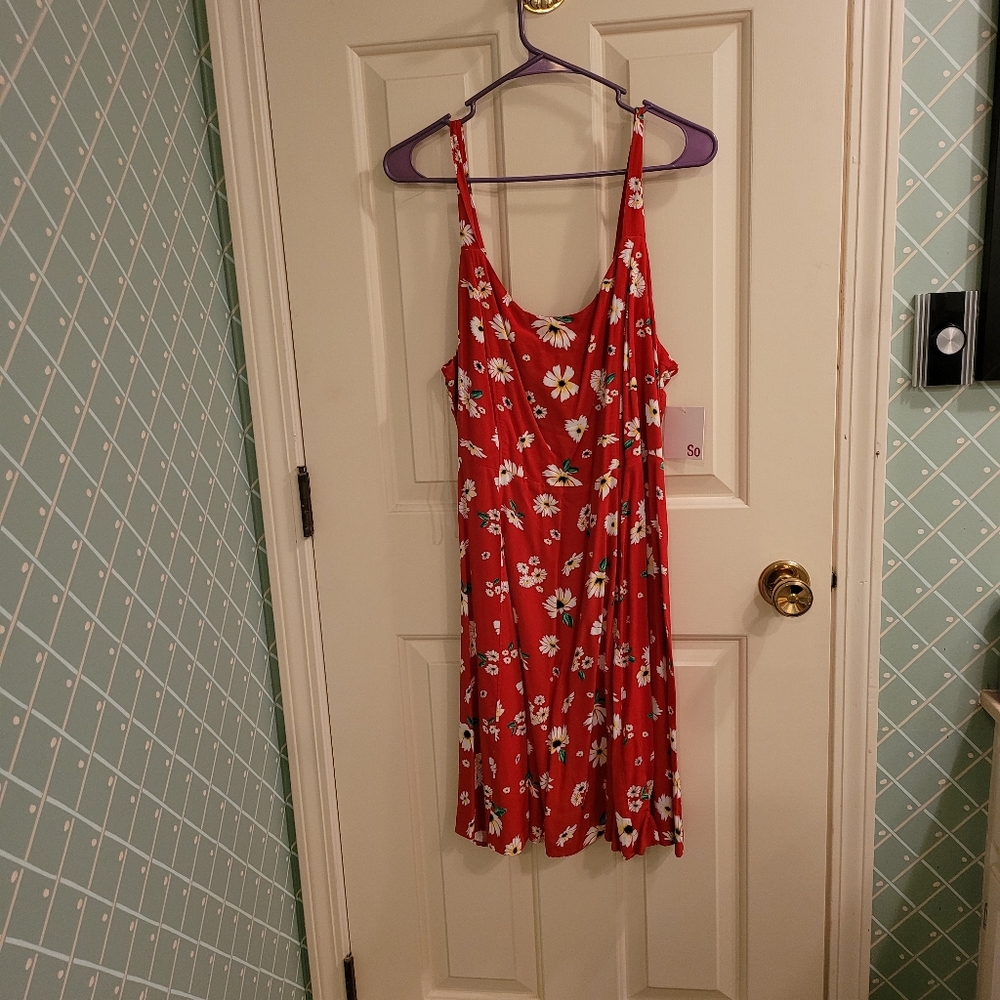 SO floral (daisy) red sundress